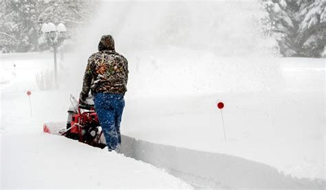 Single Stage Snow Blower VS Two Stage - What Choice To Make?