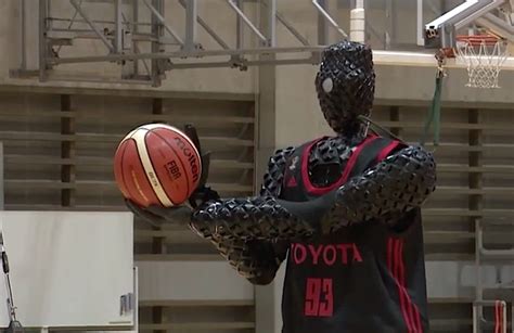 Toyota’s Ready to Hoop It Up | TheDetroitBureau.com