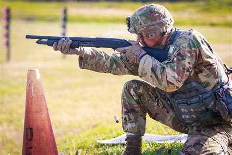 US Army Shotgun: The Ultimate Weapon for Close Combat - News Military