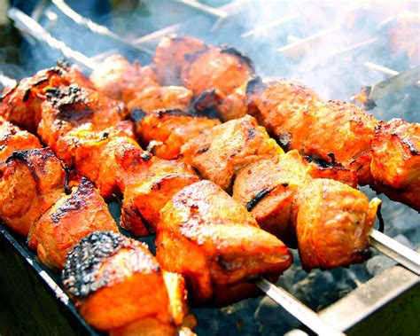 5 Stalls That'll Be Dishing Up 100+ Types Of Kebabs @ The Kebab Gully ...