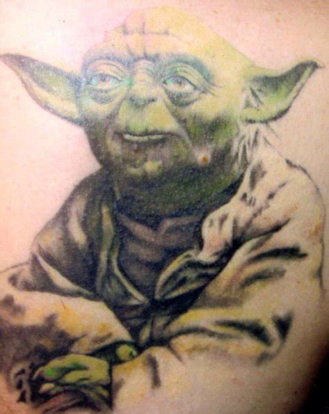 16 Incredible Yoda Tattoos