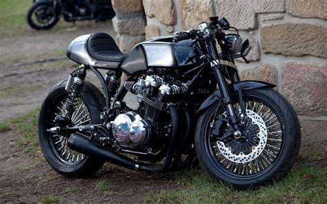 T Mobile CB750 Cafe Racer | Return of the Cafe Racers