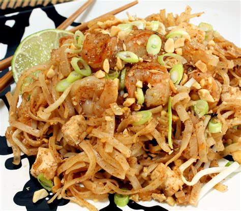 Thailand calling! Pad Thai – an xclusive noodle dish! | mygreekbooking