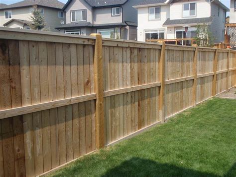 25 Privacy Fence Ideas For Backyard - Modern Fence Designs