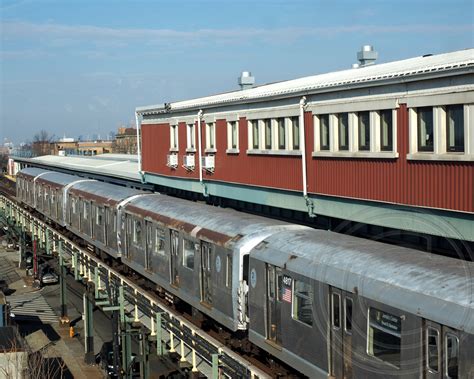 J Train at Broadway Junction Elevated Subway Station, Broo… | Flickr