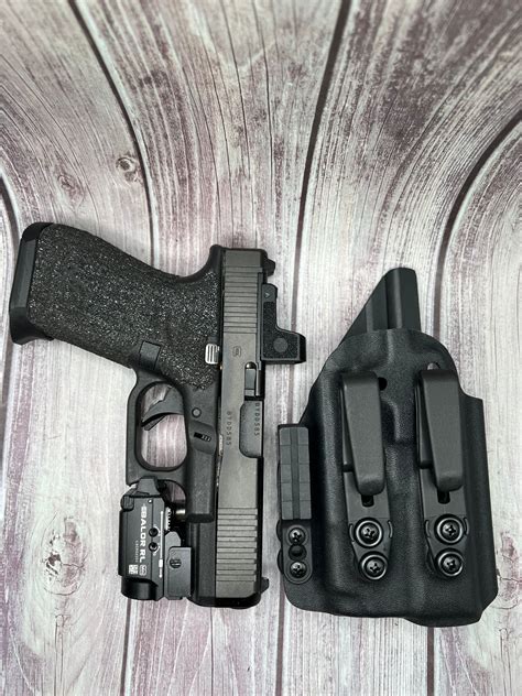 Light Bearing IWB Holster for Glock 19/19X/45 Pistol. – DnzHolsters