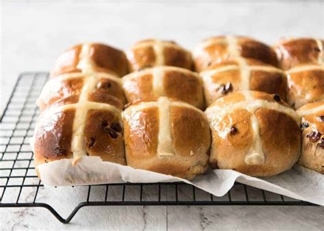 Hot Cross Buns Recipe | RecipeTin Eats