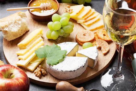 Easy Wine and Cheese Pairings & Tips for Your Next Party