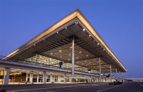 Flughafen Berlin Brandenburg to shut Terminal 5 temporarily