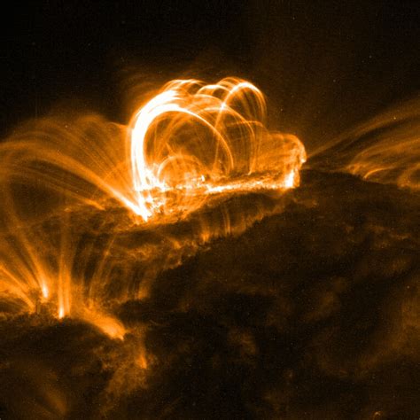 NASA - Huge Solar Flares Continue