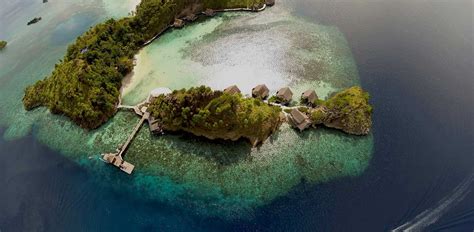 Misool Resort | Raja Ampat Indonesia Luxury Hotels Resorts | Remote Lands