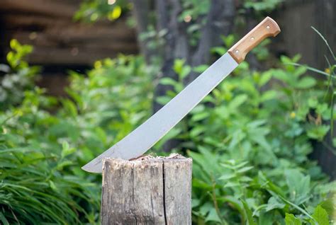 Machete For Gardening: The Best Multi-Purpose Garden Tool * Big Blog of ...