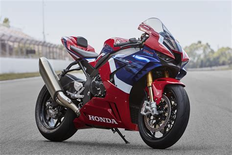 All-new 2020 Honda CBR1000RR-R & SP Overview + Full Specs | Visordown