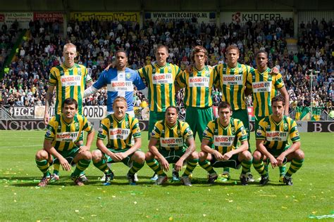 -: ADO DEN HAAG 2011/12