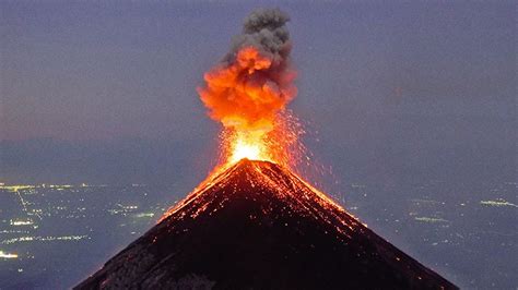 5 Stunning Volcano Eruptions Caught On Camera - YouTube