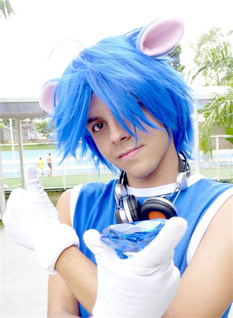 Sonic Human Cosplay by DanPhones on DeviantArt