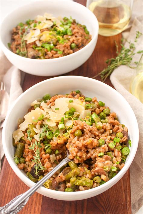 Healthy Instant Pot Risotto Recipe | Made with Farro + Spring Veggies