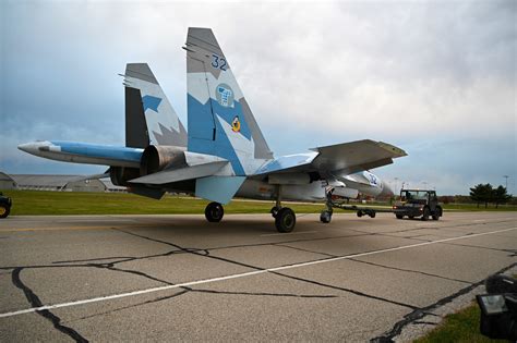 Sukhoi SU-27UB “FLANKER-C” TRAINER > National Museum of the United ...