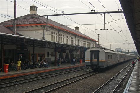 Pasar Senen railway station - Alchetron, the free social encyclopedia