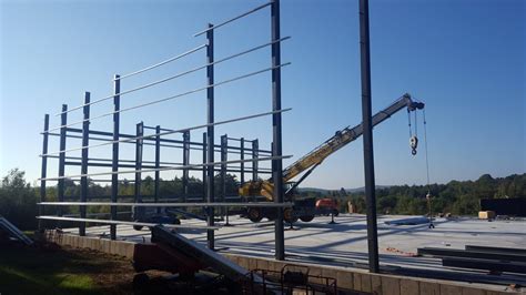 09-24-17 More steel going up!! Looking good. Nice tall and wide bays ...