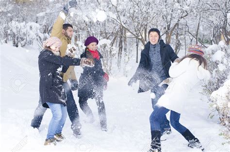 2017 Snow Day: Holiday Market, Snow Queen, Free Cookies & Cider ...