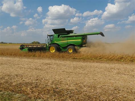 Harvest considerations for overly dry soybeans - Soybeans