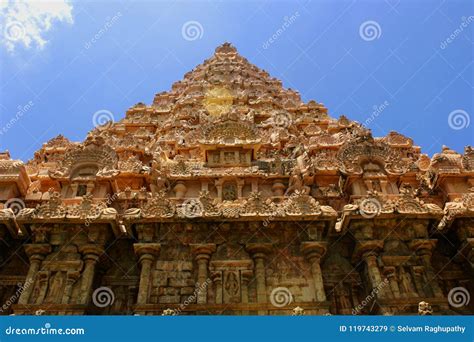 Beautiful Dravidian Styled Main Tower With Sculptures In The ...