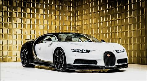 Black and white Bugatti Chiron FOR SALE - Slaylebrity