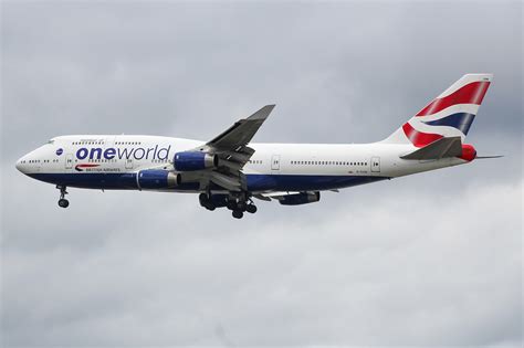 British Airways Boeing 747-400 at Phoenix on Dec 6th 2017, engine shut ...