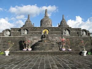 The Largest Buddhist Temple in Bali, Brahmavihara Arama | Asia Free Travel