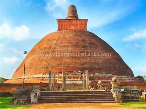 Jethawanaramaya Stupa | Things To Do in Sri Lanka