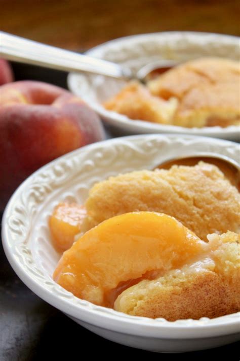 Easy Peach Cobbler (Using Fresh, Frozen or Canned Peaches) - Christina ...