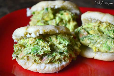 Reina Pepiada Arepas (Venezuelan Stuffed Arepas) | Recipe | Arepas ...