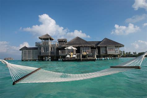 14 Incredible Overwater Bungalows in the Maldives | Oyster.com