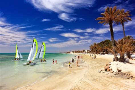 The Incredible Islands and Beaches of Tunisia | Tunisia Guide