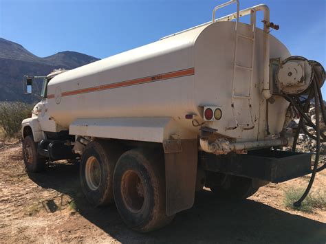 4000 Gallon Water Truck - Dogface Heavy Equipment Sales : Dogface Heavy ...