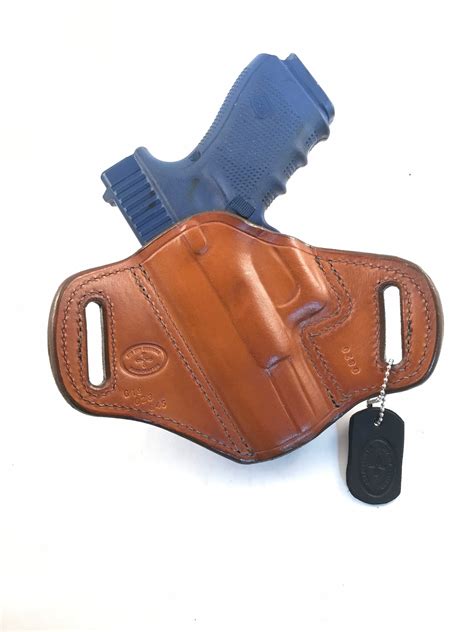 Glock G45 / G19 / G23 - Handcrafted Leather Pistol Holster