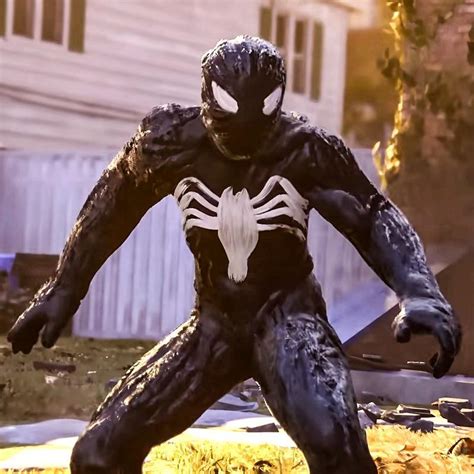 Spider-Man 2 PS5 Actor Teases Peter Parker's Addiction to Venom ...