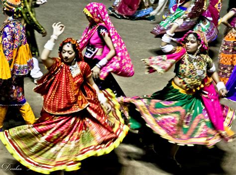 Garba & Dandiya - Inspirational Cultural Dance of Gujarat, India