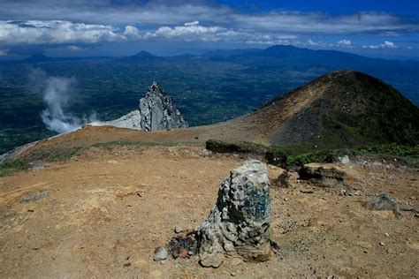 Summit of Gunung Sinabung : Photos, Diagrams & Topos : SummitPost