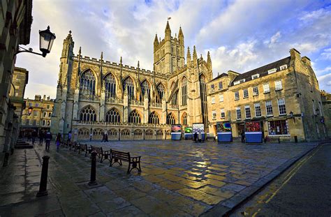 Bath Abbey - Bath UK Tourism, Accommodation, Restaurants & Whats On