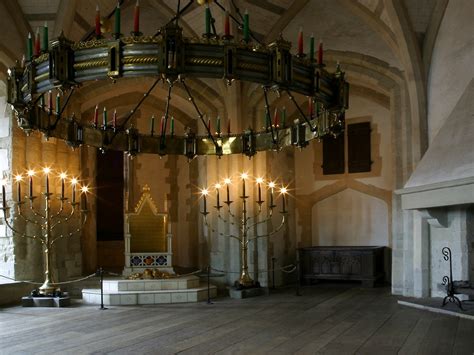 Throne Room - Medieval Wiki