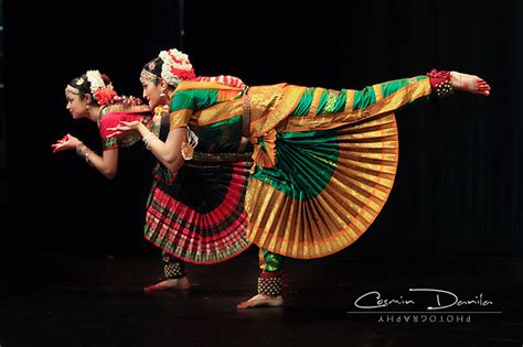 Sadir Nattyam : as a dance form can be considered as divine dance ...