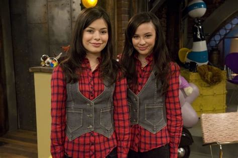 iDate A Bad Boy - iCarly Photo (33276256) - Fanpop