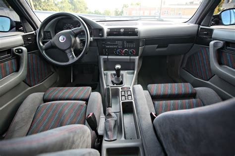 e34 m5 - Pesquisa Google | Bmw e34, Bmw motors, Bmw interior