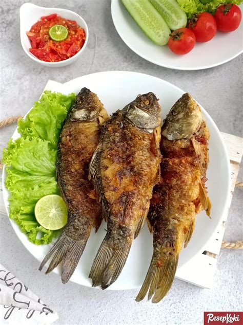 Ikan Mas Goreng Gurih dan Lezat - Resep | ResepKoki