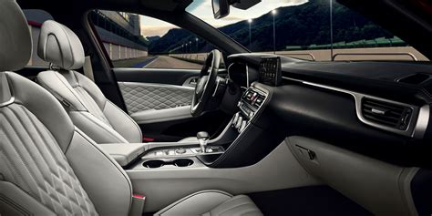 Genesis G70 Interior 2024 - Onida Babbette