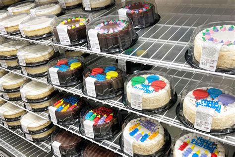 10 Things You Need to Know About Costco Cakes | Taste of Home