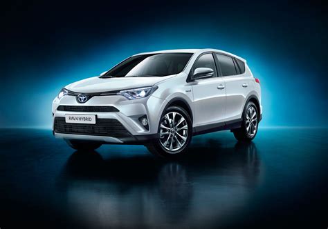 Toyota RAV4 Hybrid at the 2015 New York motor show | CAR Magazine