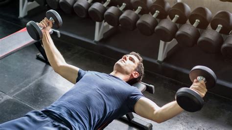 10 Best Cable Crossover Alternatives (For Massive Chest)